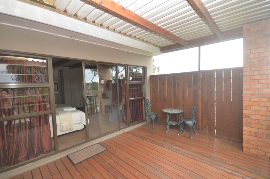 9 Bedroom Property for Sale in Nahoon Eastern Cape